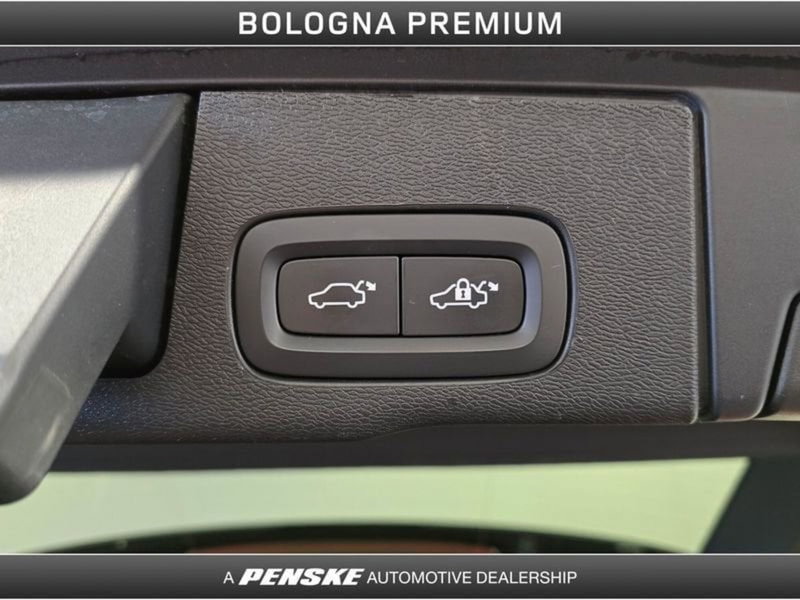 Volvo XC60 usata a Bologna (11)