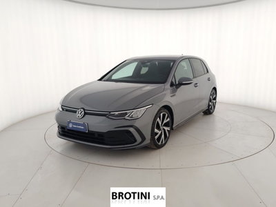 Volkswagen Golf 1.5 TSI EVO ACT R-Line del 2020 usata a Massa
