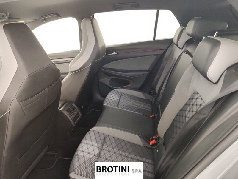 Volkswagen Golf usata a Massa-Carrara (10)