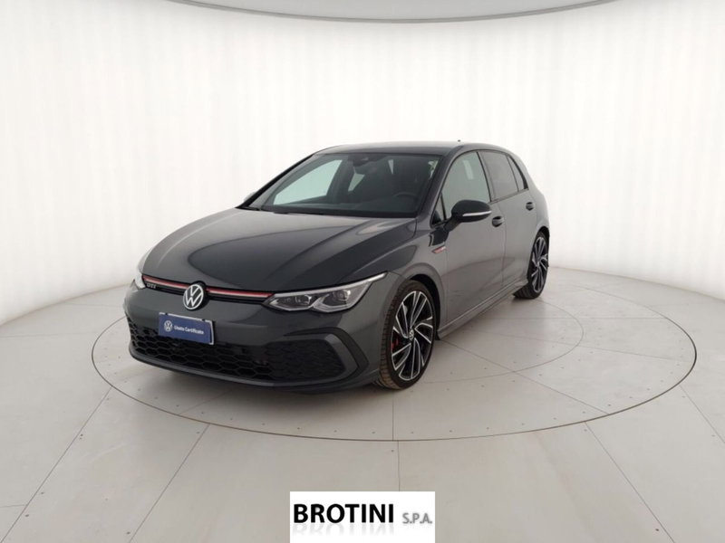 Volkswagen Golf usata a Massa-Carrara