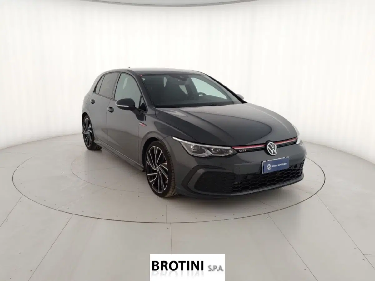 Volkswagen Golf usata a Massa-Carrara (4)