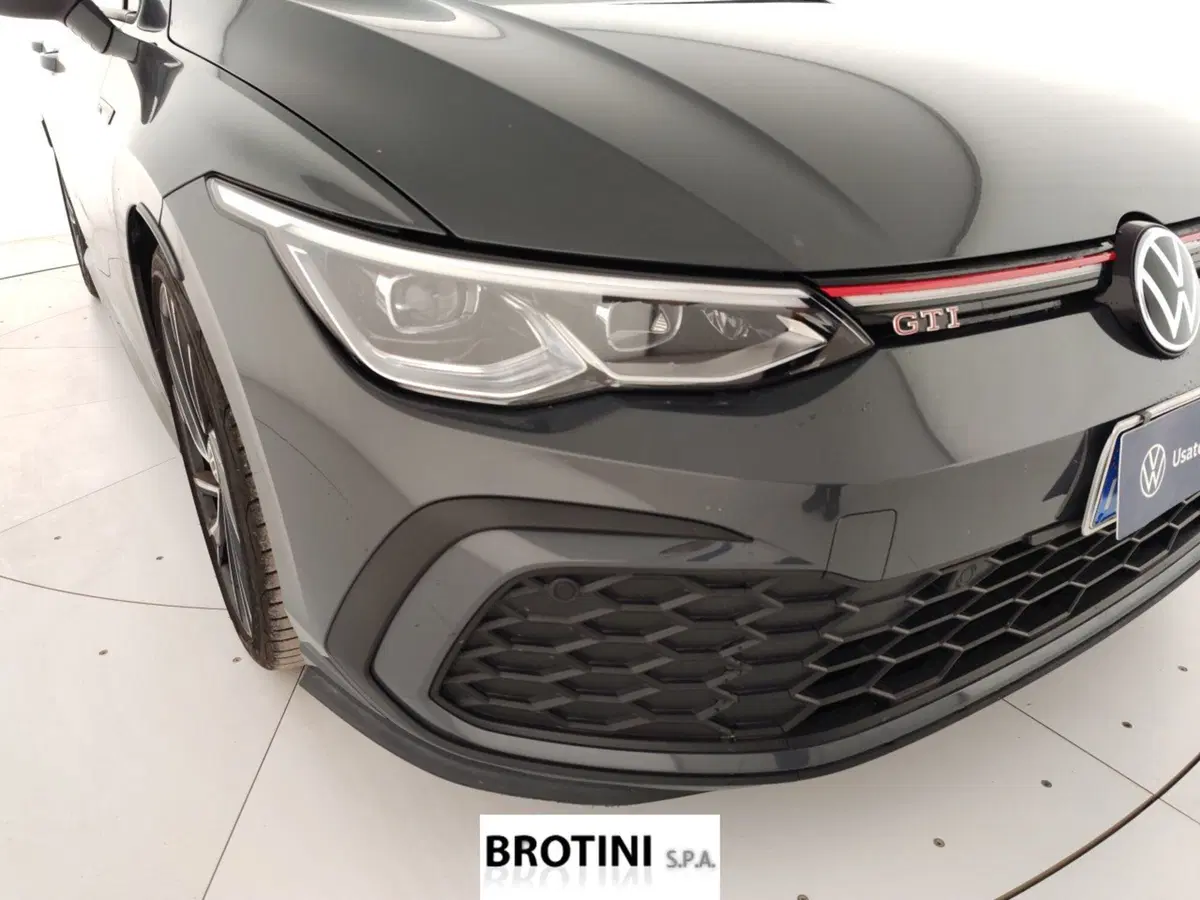 Volkswagen Golf usata a Massa-Carrara (5)