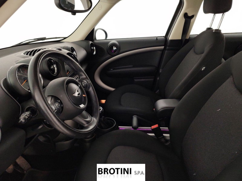 MINI Mini Countryman usata a Massa-Carrara (7)
