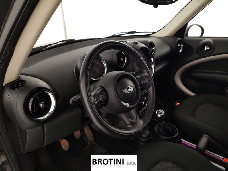 MINI Mini Countryman usata a Massa-Carrara (8)