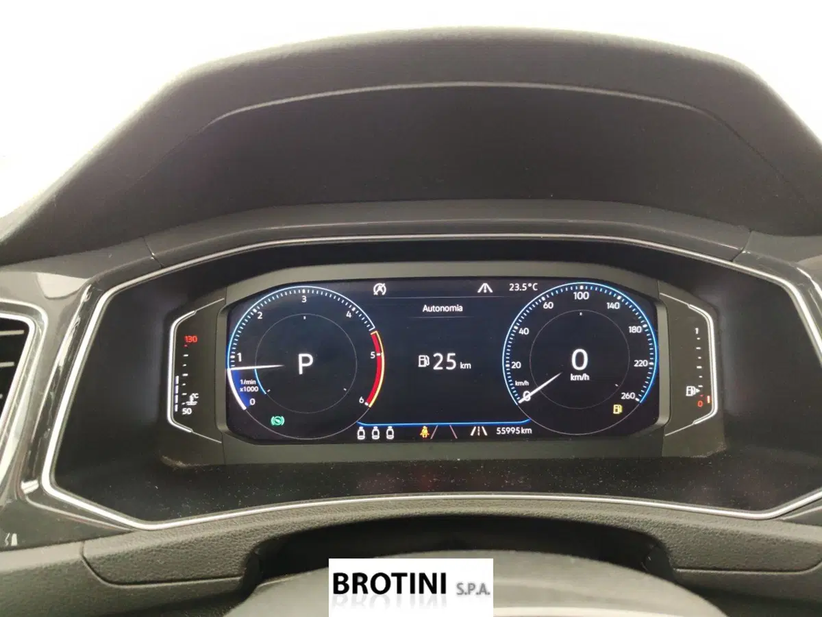 Volkswagen T-Roc usata a Massa-Carrara (14)