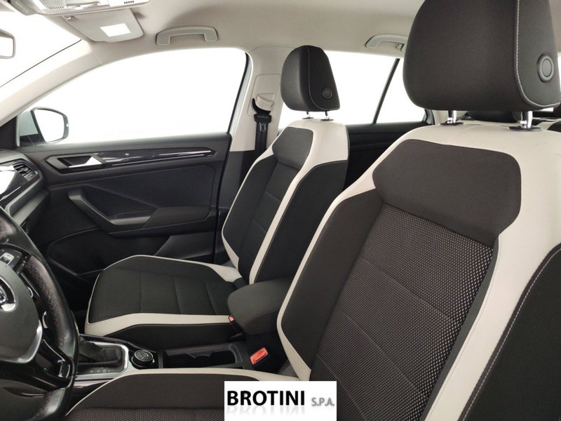Volkswagen T-Roc usata a Massa-Carrara (9)