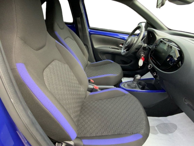 Toyota Aygo X usata a Perugia (12)