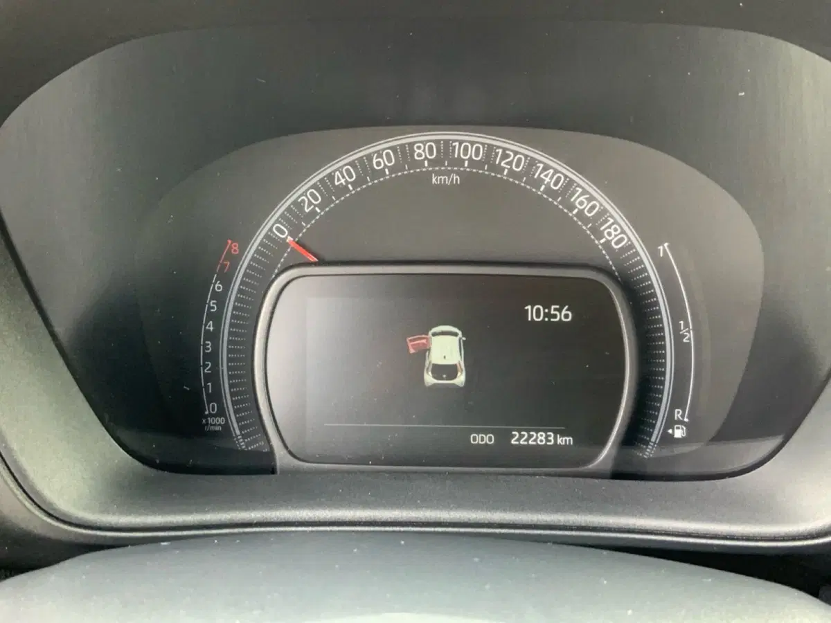 Toyota Aygo X usata a Perugia (14)