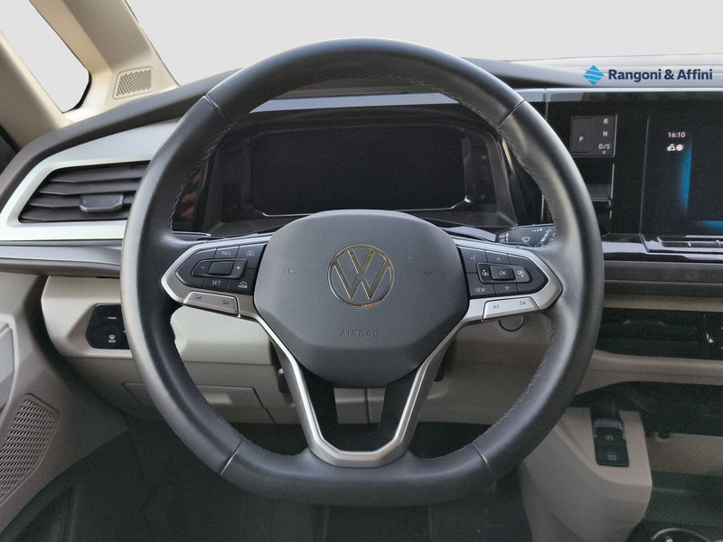 Volkswagen Multivan usata a Brescia (8)