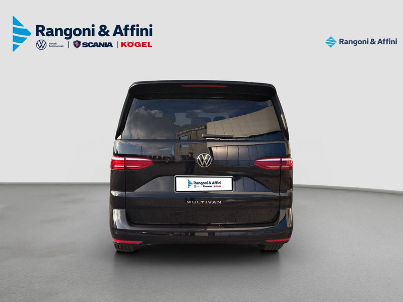 Volkswagen Multivan usata a Brescia (5)