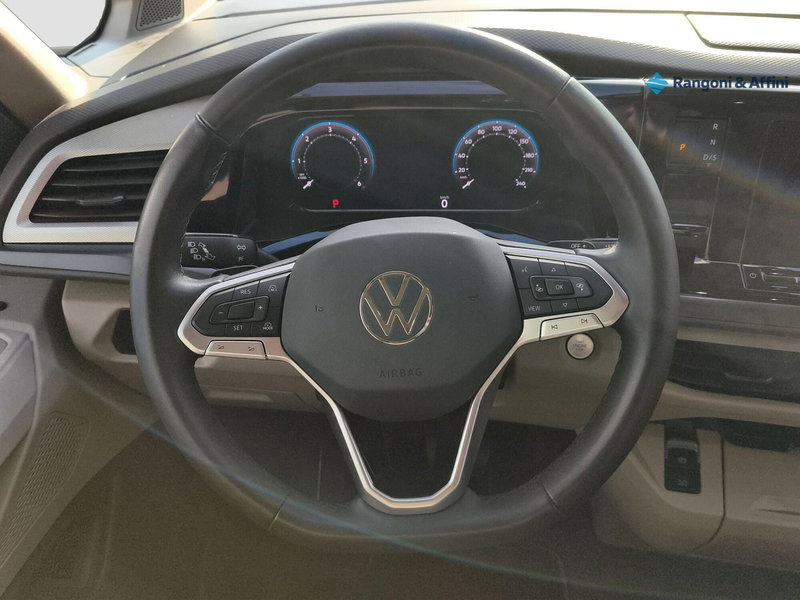 Volkswagen Multivan usata a Brescia (9)