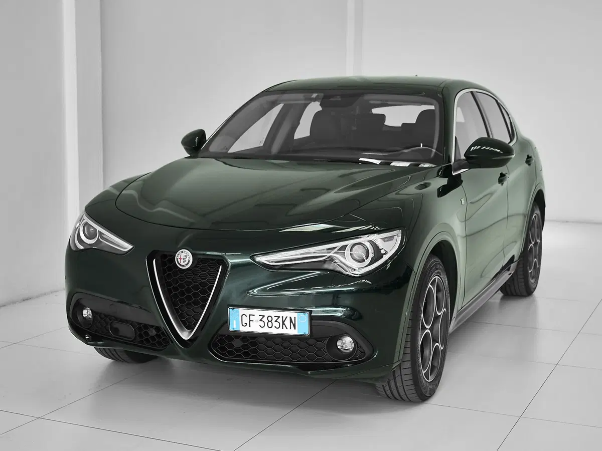 Alfa Romeo Stelvio usata a Prato (2)