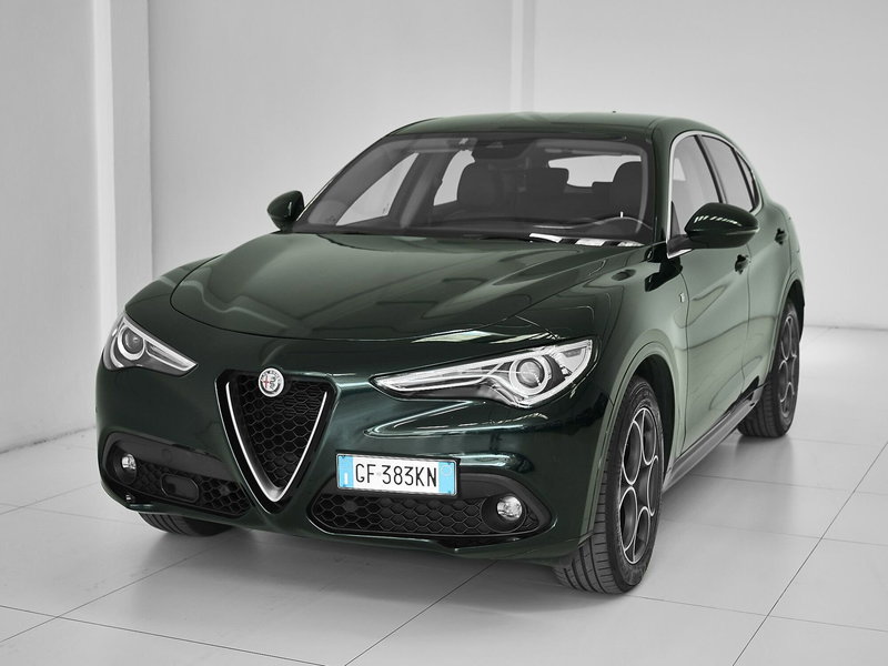 Alfa Romeo Stelvio usata a Prato (2)