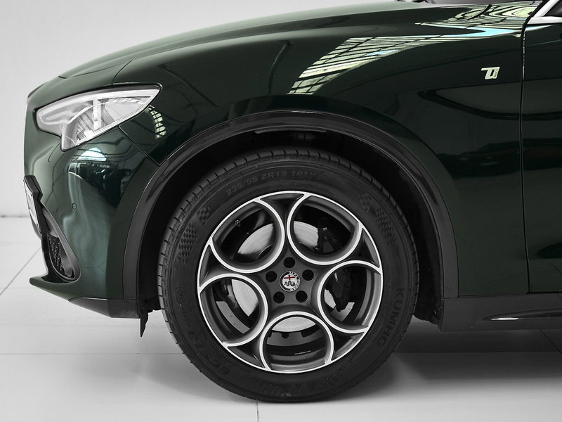 Alfa Romeo Stelvio usata a Prato (5)