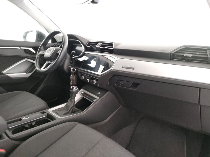 Audi Q3 Sportback usata a Napoli (6)