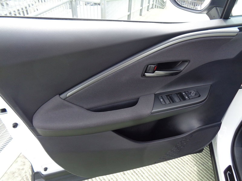 Toyota Toyota C-HR usata a Treviso (7)