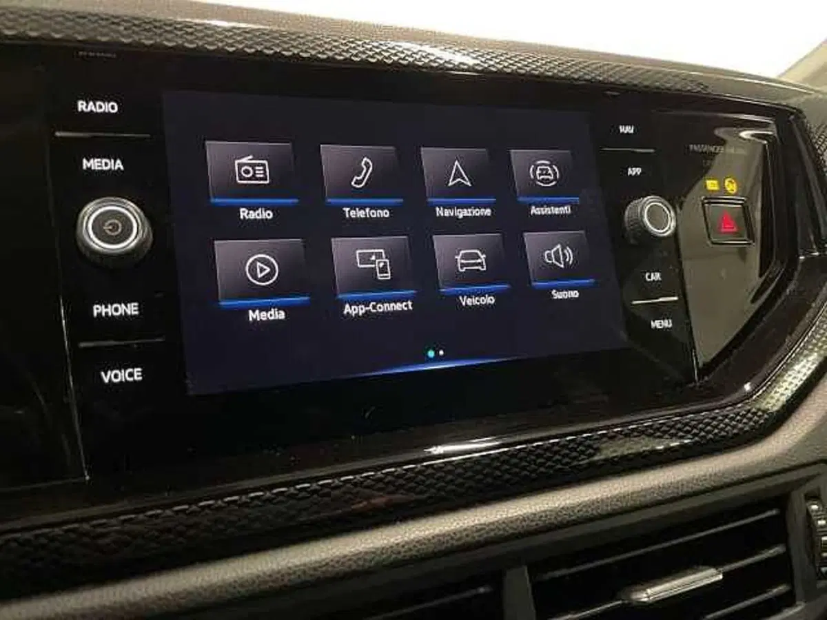Volkswagen Taigo usata a Prato (14)