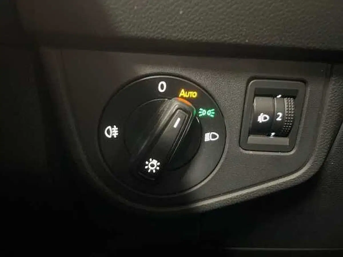 Volkswagen Taigo usata a Prato (19)