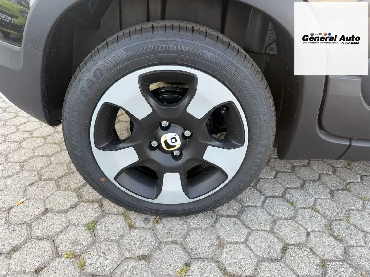 Fiat Pandina nuova a Lucca (10)
