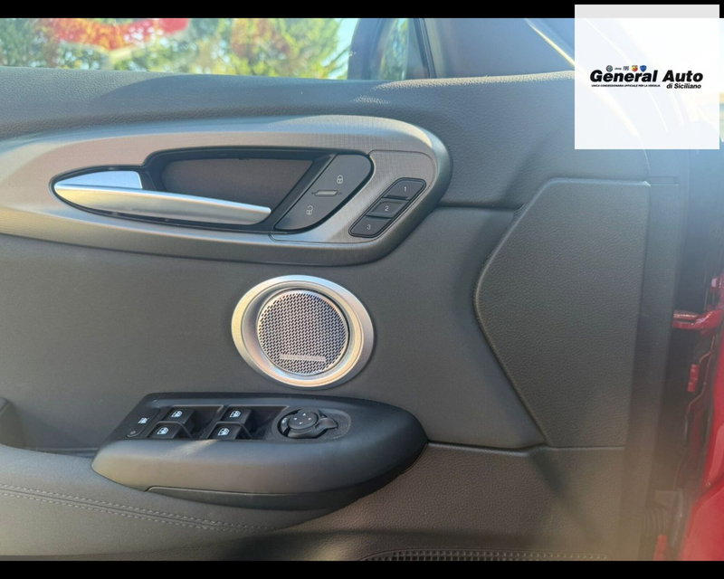 Alfa Romeo Tonale usata a Lucca (17)