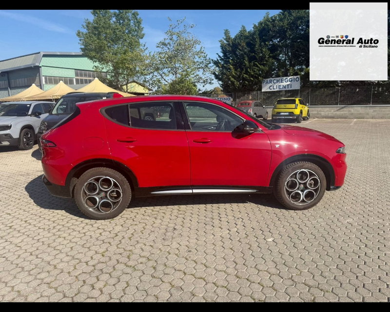 Alfa Romeo Tonale usata a Lucca (8)
