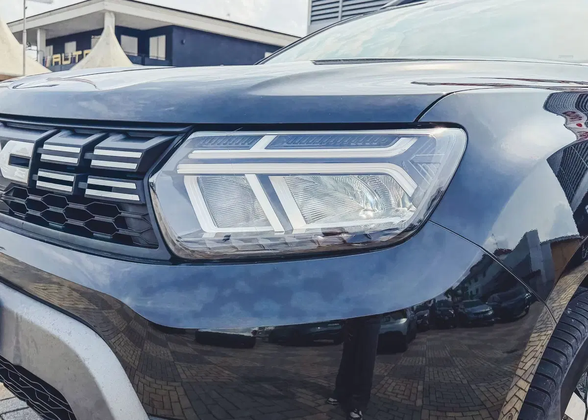 Dacia Duster usata a Vercelli (11)