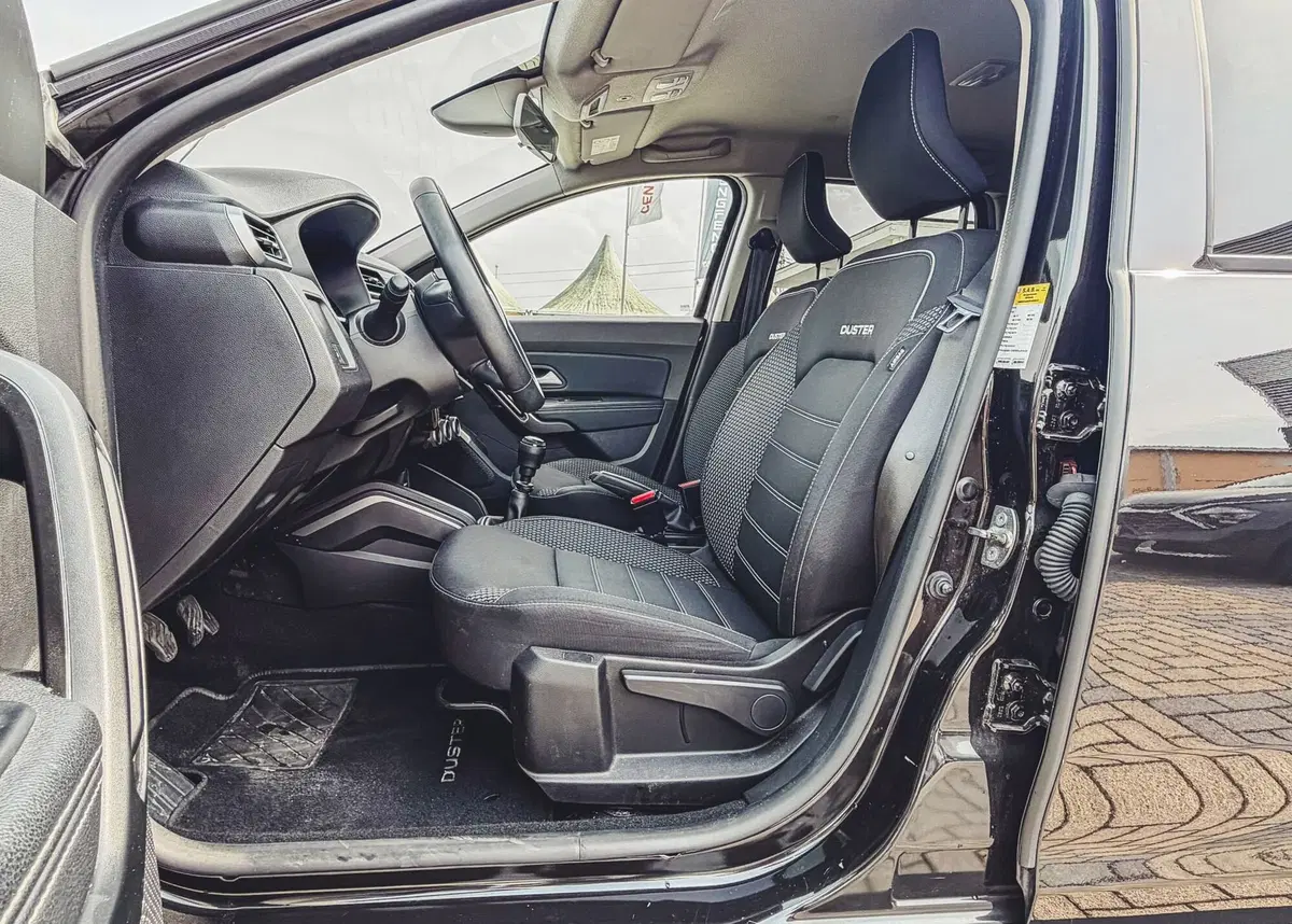 Dacia Duster usata a Vercelli (8)