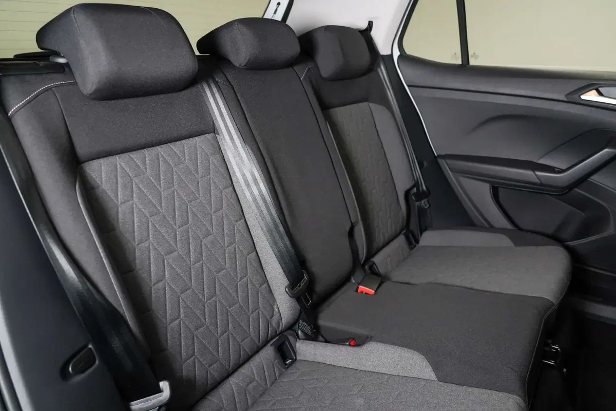Volkswagen T-Cross usata a Varese (10)
