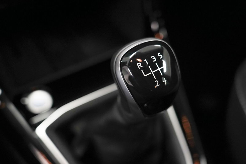 Volkswagen T-Cross usata a Varese (15)