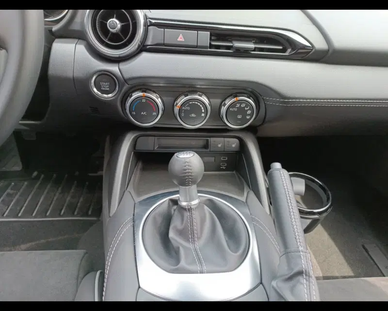 Mazda MX-5 nuova a Ravenna (11)