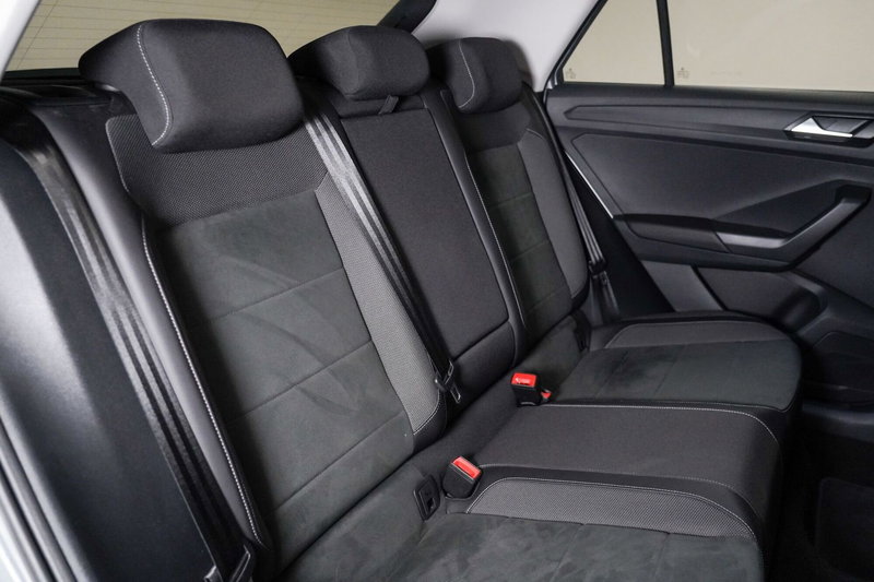 Volkswagen T-Roc usata a Varese (14)