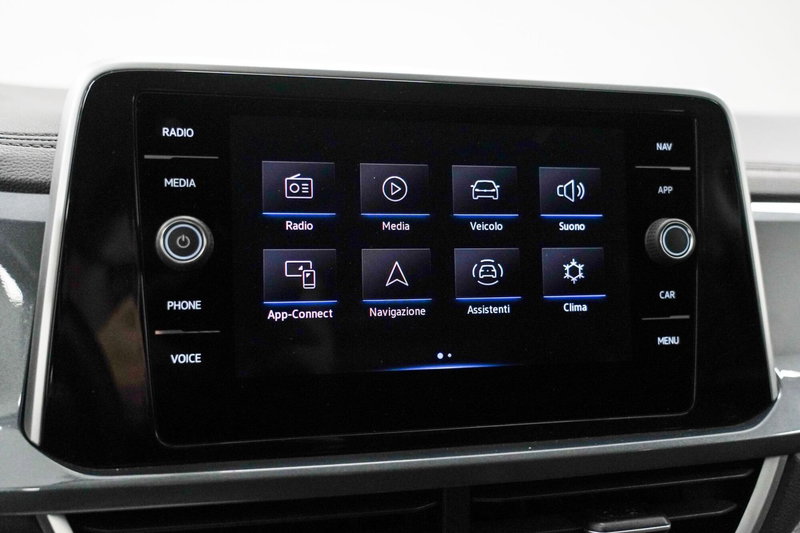 Volkswagen T-Roc usata a Varese (15)