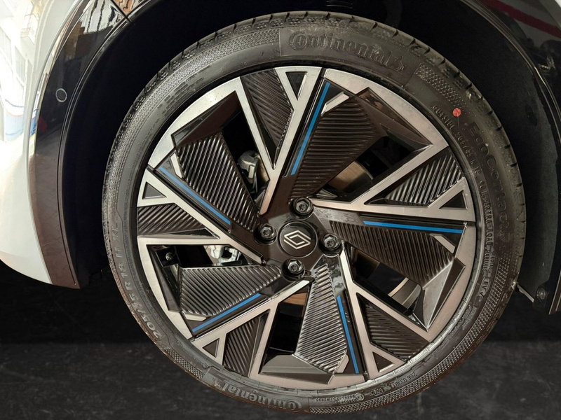 Renault Clio nuova a Milano (9)
