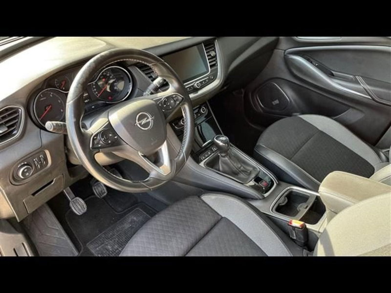 Opel Grandland X usata a Firenze (10)