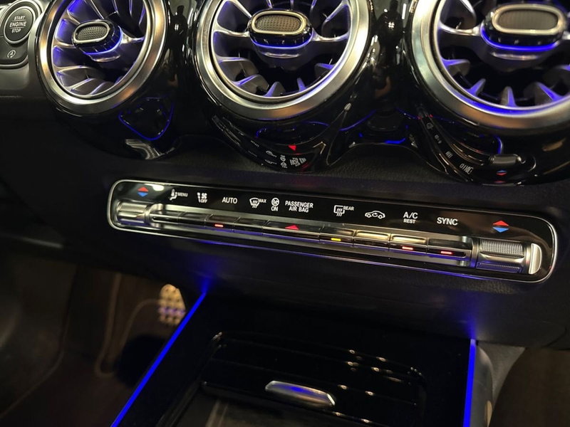 Mercedes-Benz GLB usata a Prato (14)