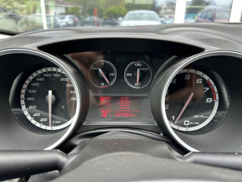 Alfa Romeo Giulietta usata a Cuneo (16)