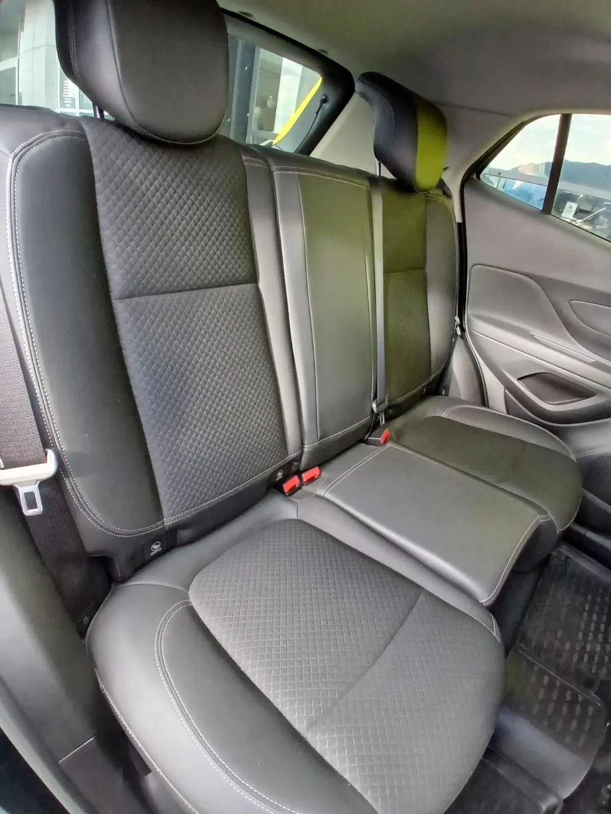 Opel Mokka usata a Frosinone (11)