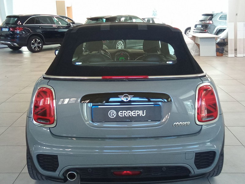 MINI Mini Cabrio usata a Rimini (11)