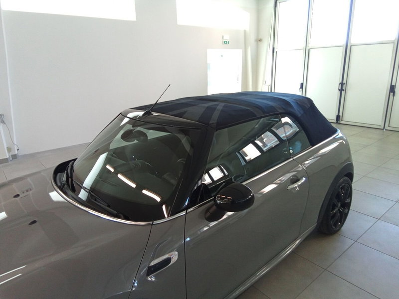MINI Mini Cabrio usata a Rimini (8)