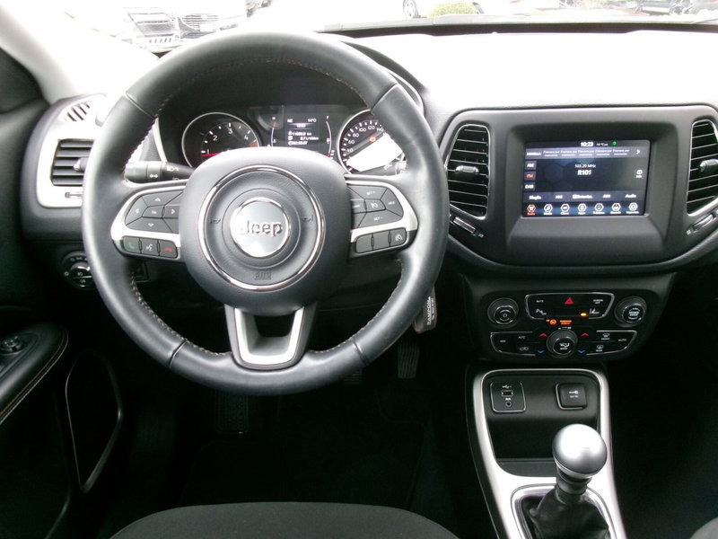 Jeep Compass usata a Venezia (14)