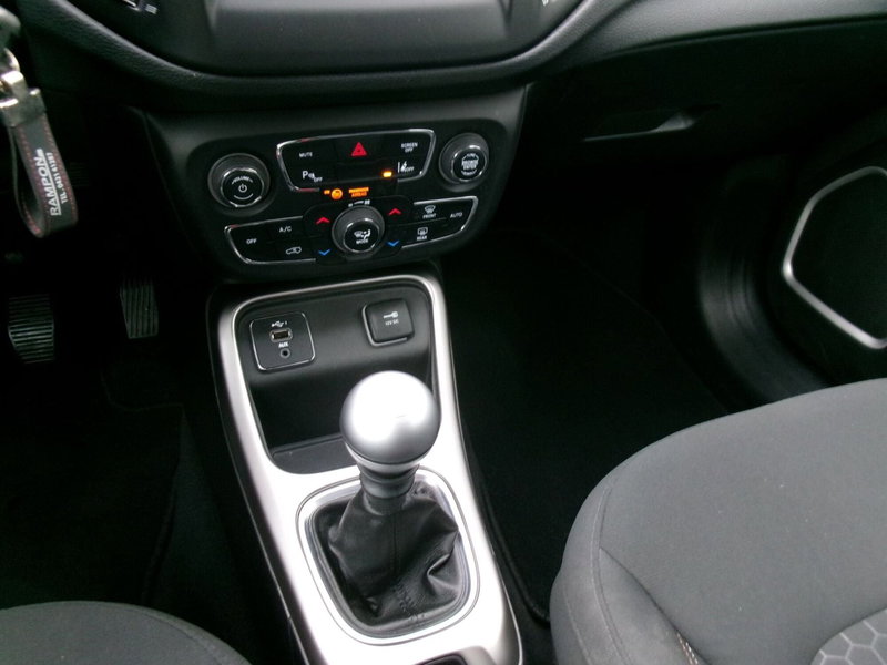 Jeep Compass usata a Venezia (20)