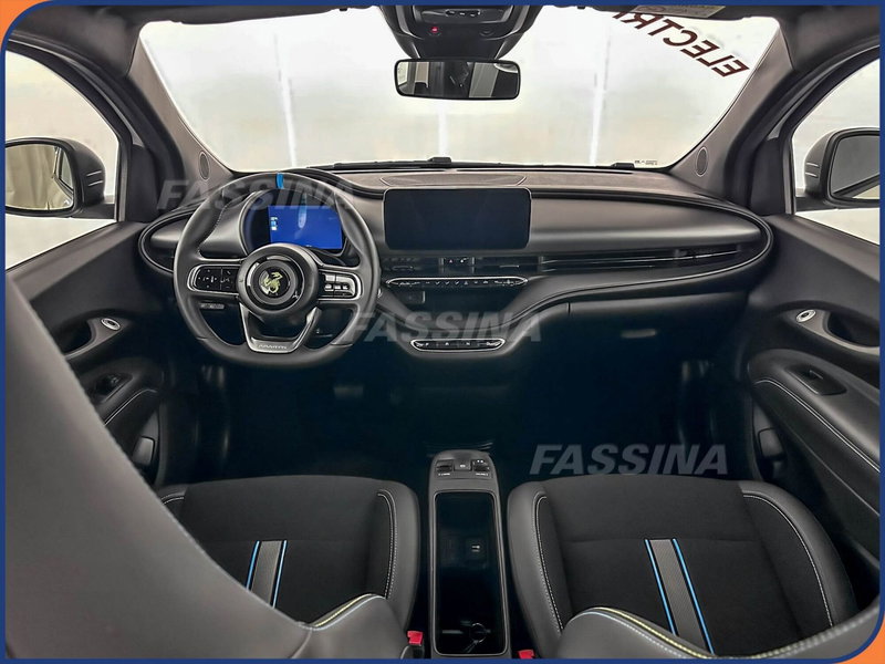 Abarth 500e usata a Milano (12)