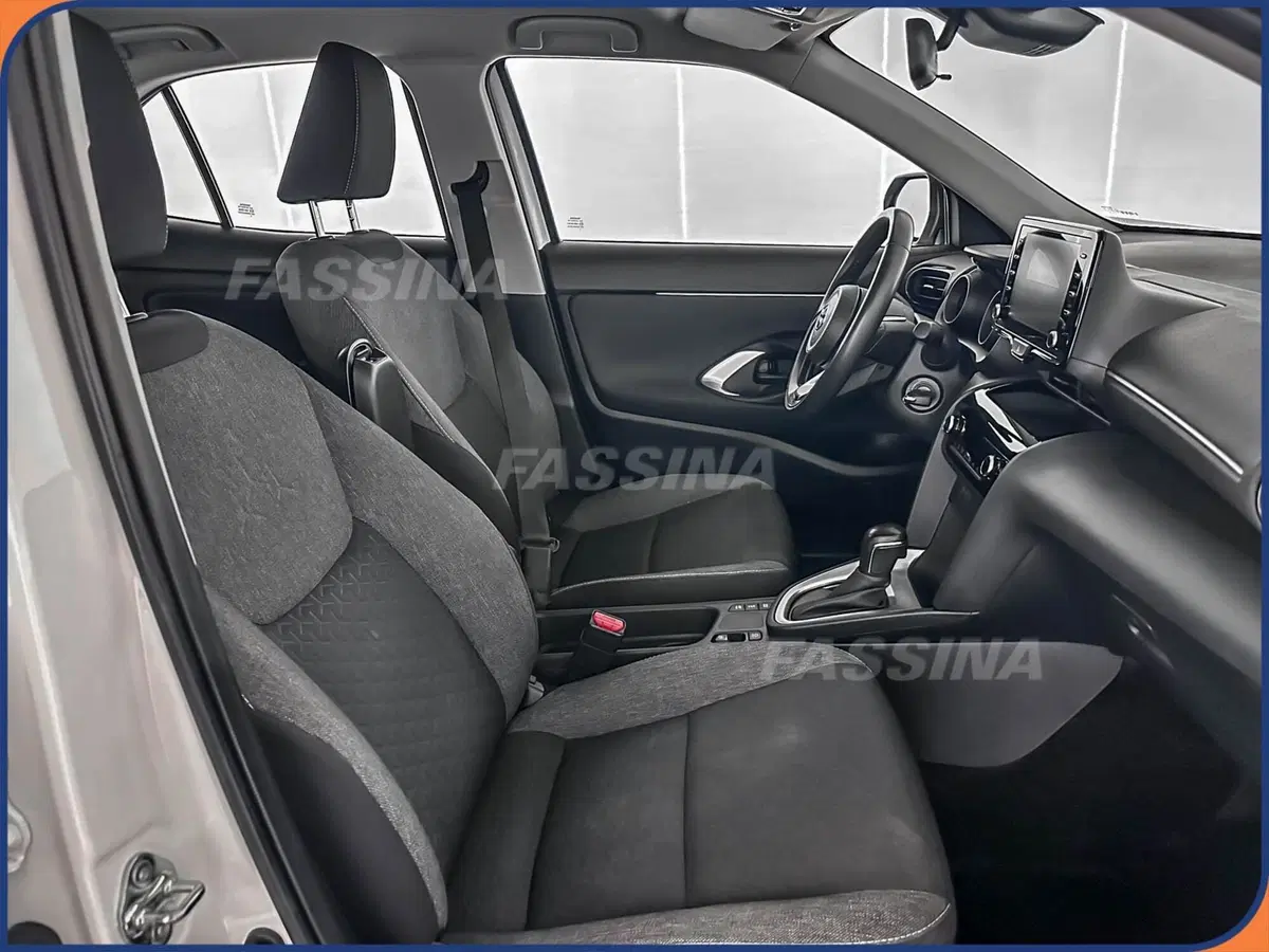Toyota Yaris Cross usata a Milano (14)