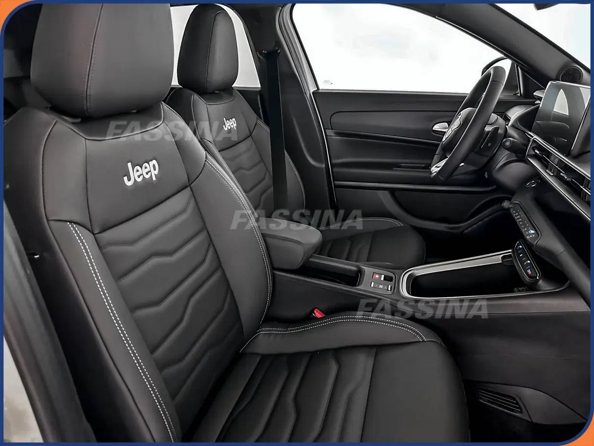 Jeep Avenger nuova a Milano (13)
