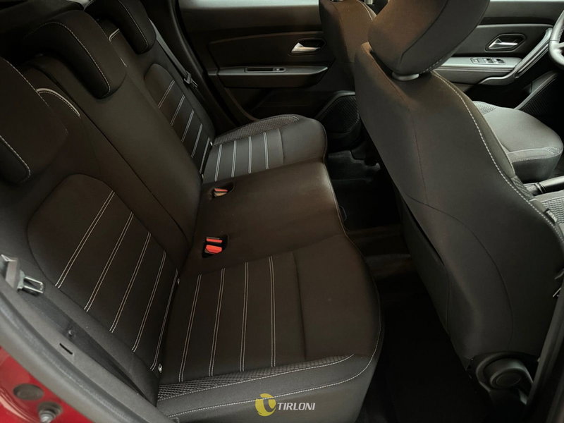 Dacia Duster usata a Milano (13)