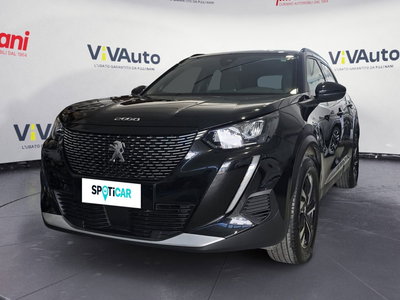 Peugeot 2008 1.2 turbo Allure 100cv del 2023 usata a Massa