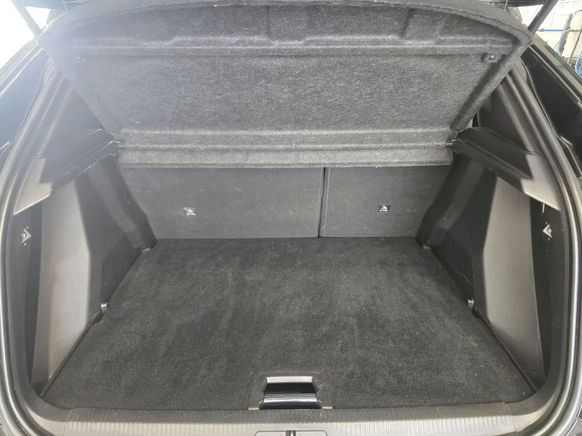 Peugeot 2008 usata a Massa-Carrara (13)