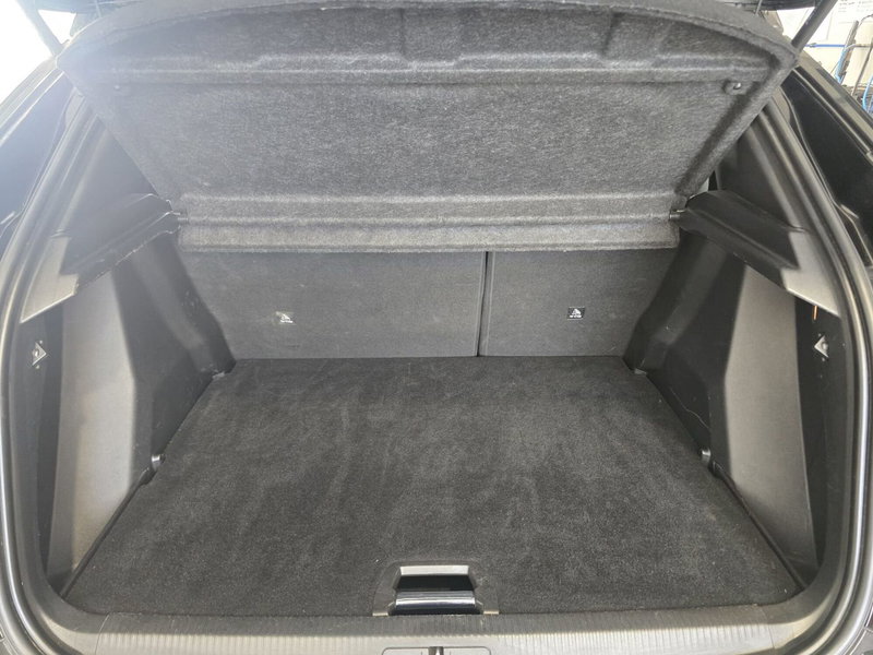 Peugeot 2008 usata a Massa-Carrara (13)