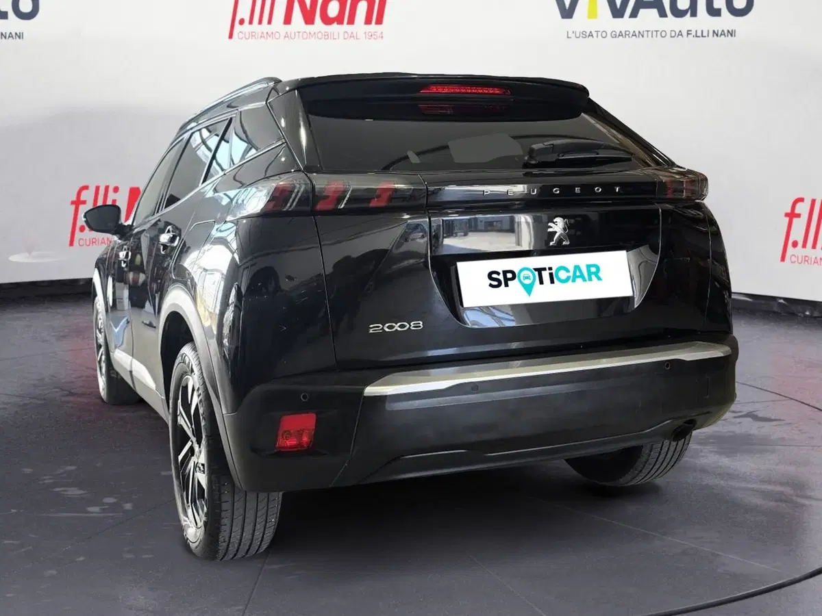 Peugeot 2008 usata a Massa-Carrara (17)