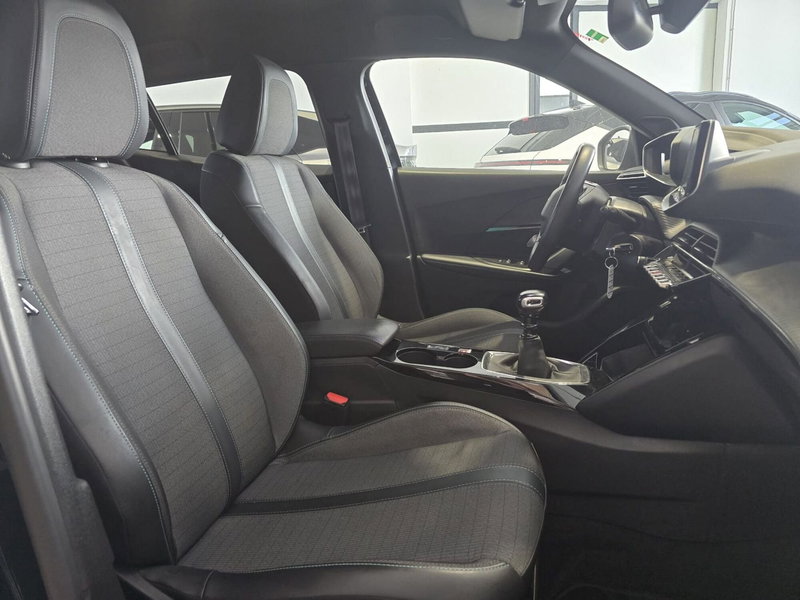 Peugeot 2008 usata a Massa-Carrara (5)
